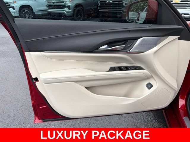Used 2023 Cadillac CT4 Luxury w/ Sun And Sound Package RWD image 12