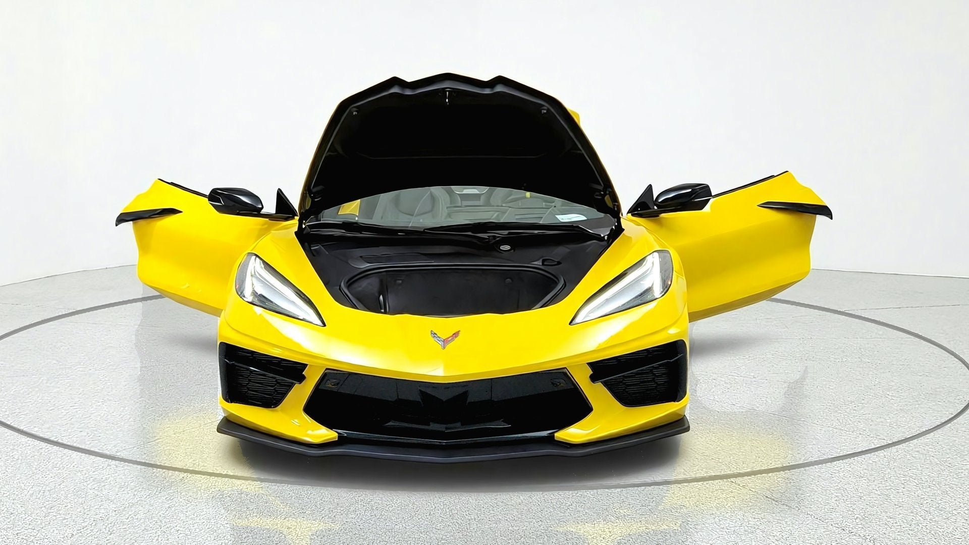New 2027 Chevrolet Corvette Stingray Convertible w/ Stealth Interior Trim Package RWD image 15