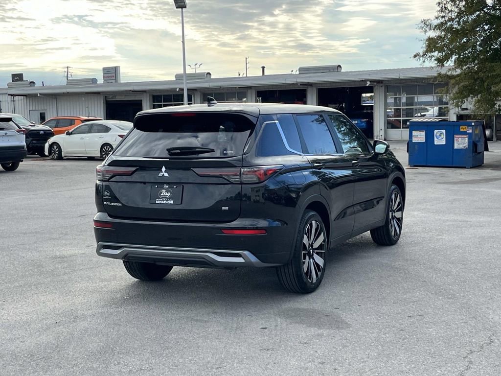 New 2026 Mitsubishi Outlander SE AWD/4WD image 5