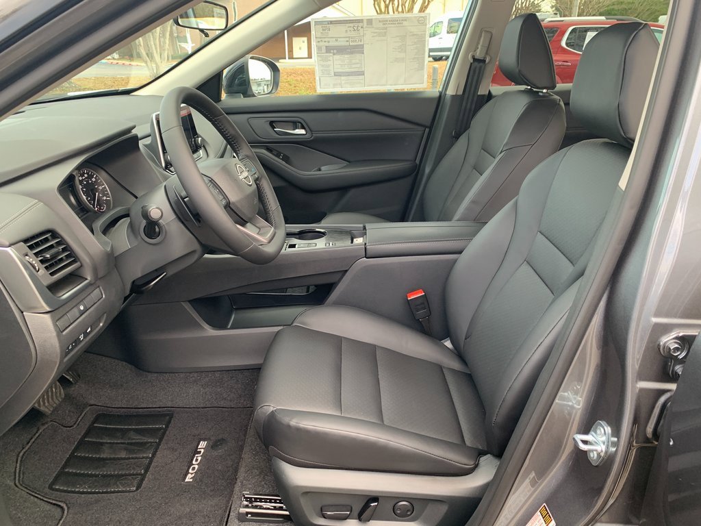 New 2026 Nissan Rogue SV image 17