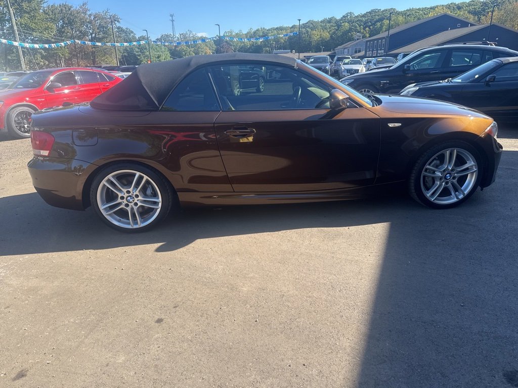 Used 2012 BMW 135i Convertible image 8