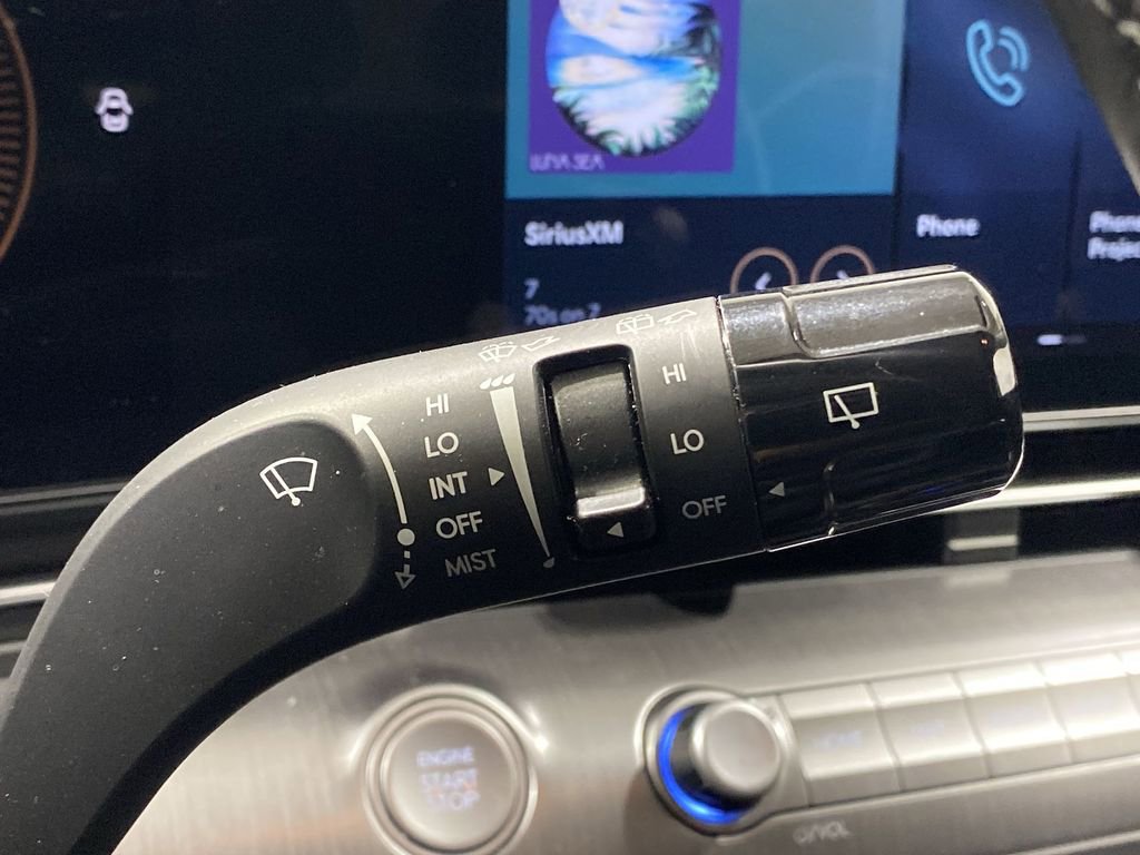 Used 2025 Hyundai Kona SEL image 34