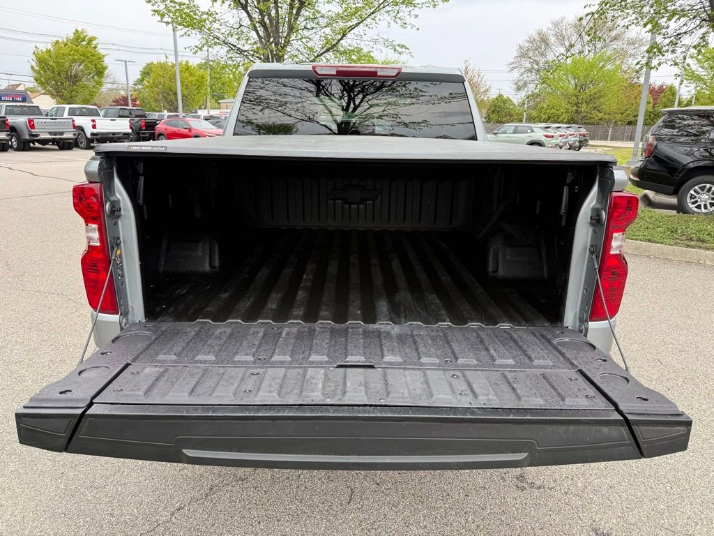 Used 2026 Chevrolet Silverado 1500 Custom Trail Boss w/ LPO, Dark Essentials Package AWD/4WD image 10