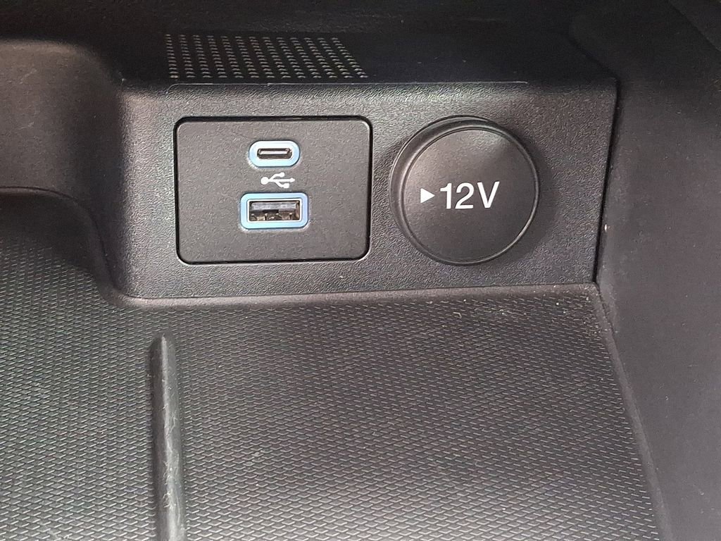 Certified 2023 Ford Escape Active AWD/4WD image 23