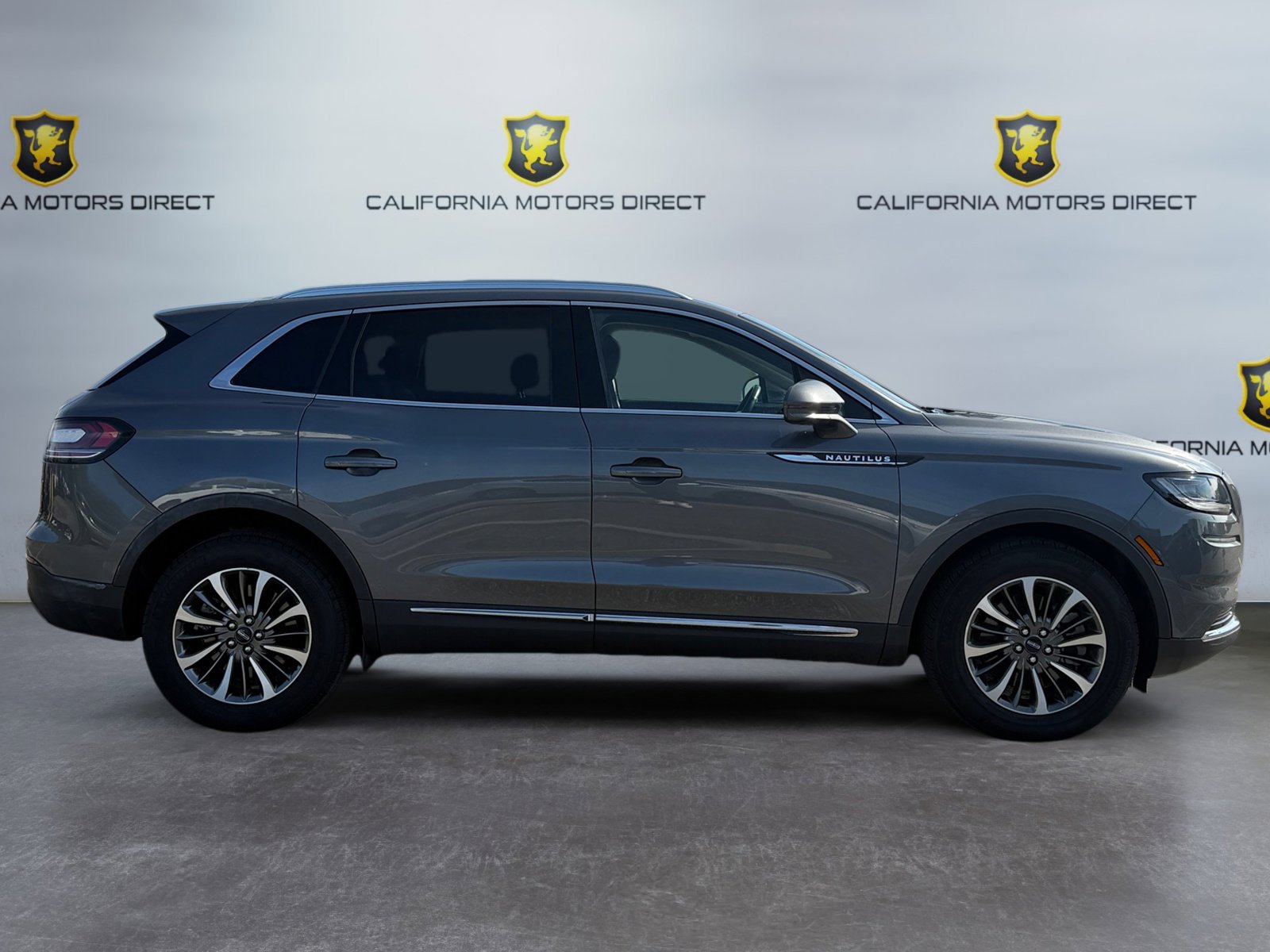 Used 2022 Lincoln Nautilus AWD w/ Premium Package image 6