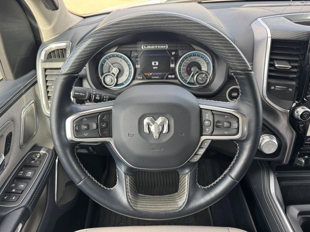 Used 2022 RAM 1500 Limited AWD/4WD image 15