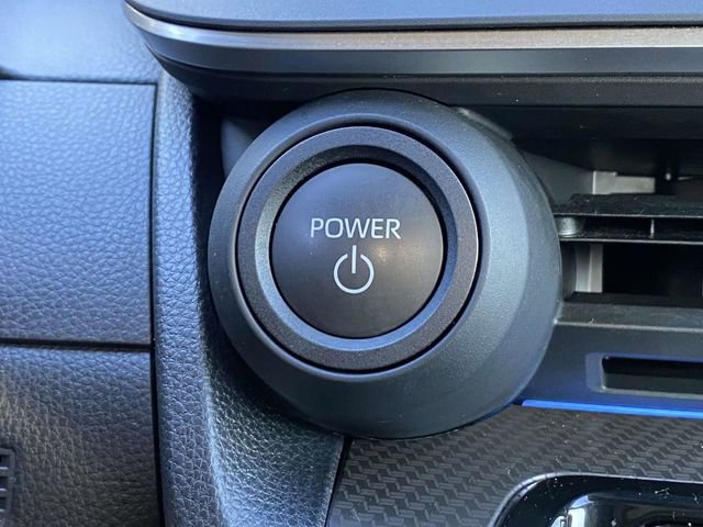 Used 2025 Toyota Prius XLE image 29