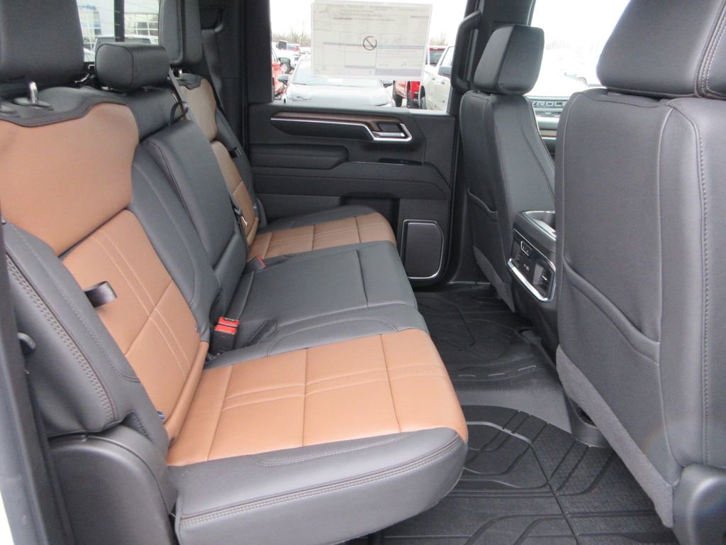 New 2026 Chevrolet Silverado 3500 High Country w/ High Country Premium Package AWD/4WD image 19