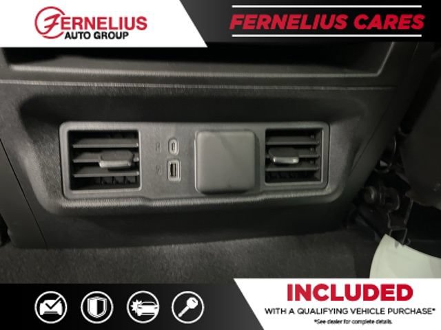 Used 2025 Chevrolet Silverado 1500 LT AWD/4WD image 30