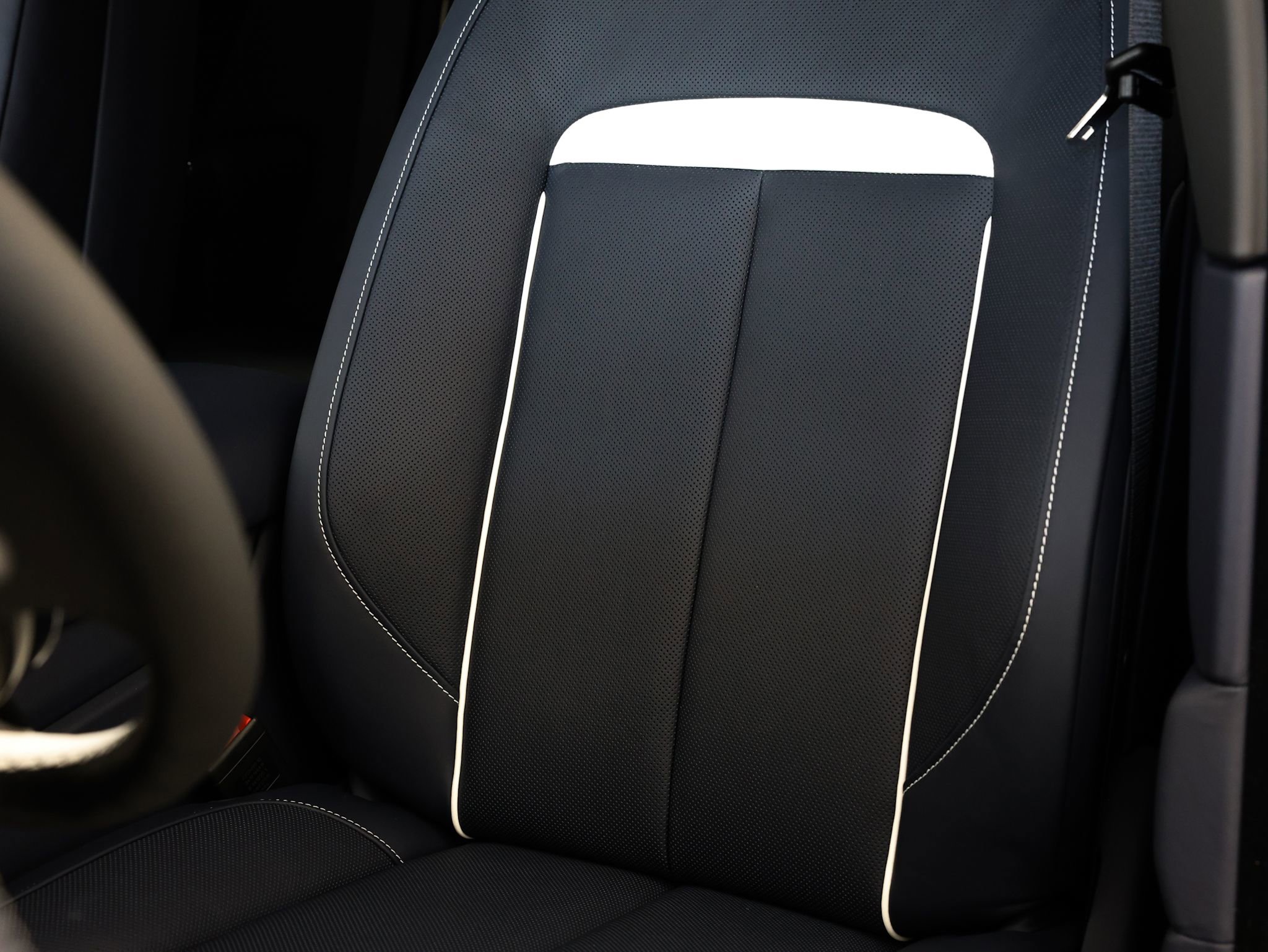 New 2026 Rolls-Royce Cullinan image 18