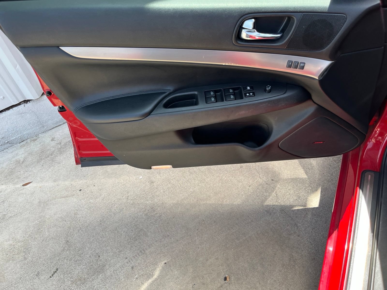 Used 2010 INFINITI G37 Journey w/ Premium Pkg RWD image 11