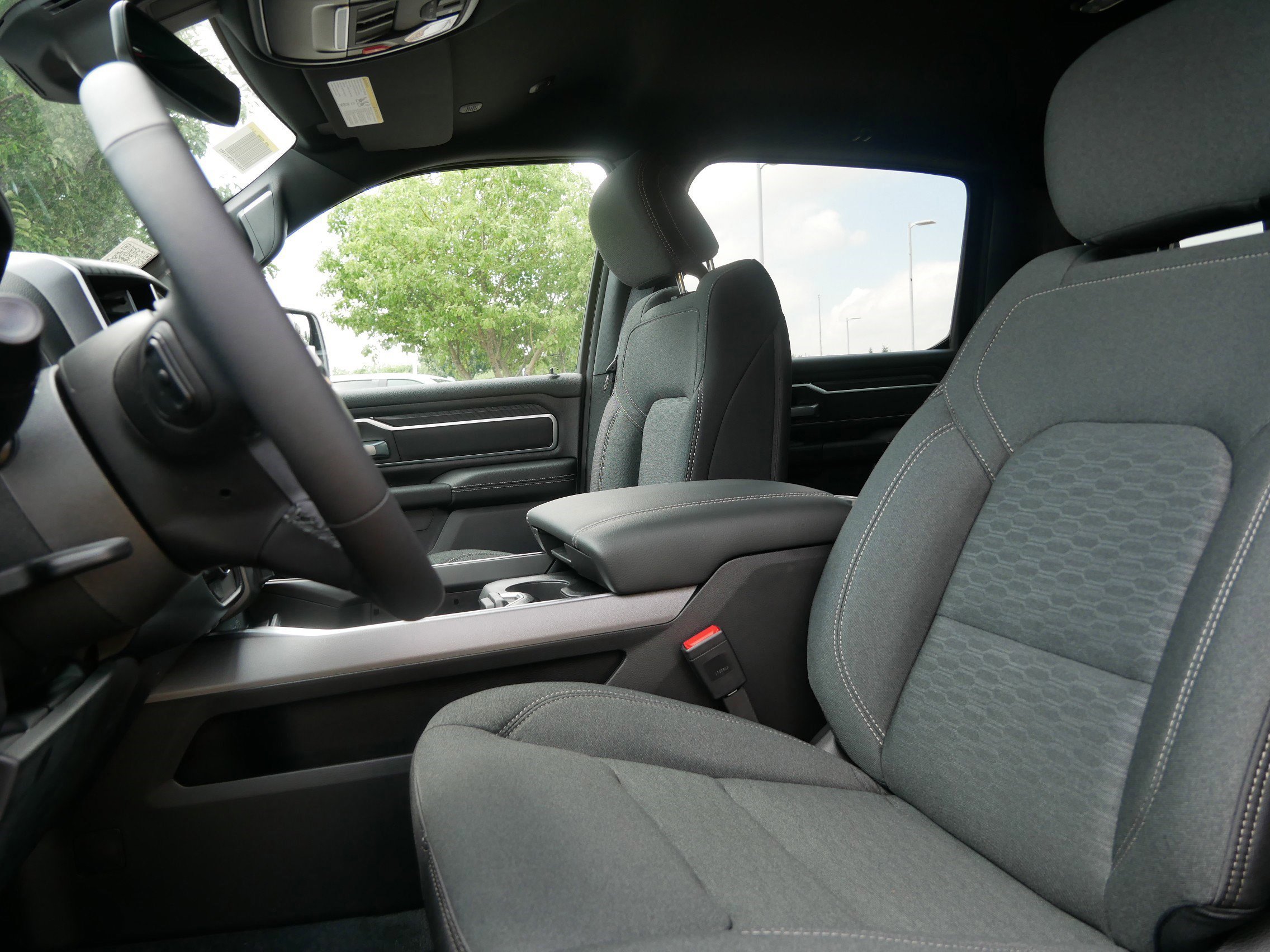New 2026 RAM 1500 Big Horn AWD/4WD image 9