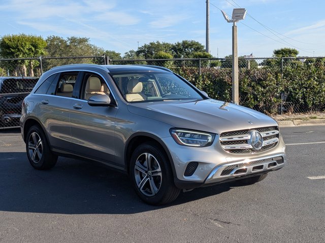 Used 2021 Mercedes-Benz GLC 300 image 3