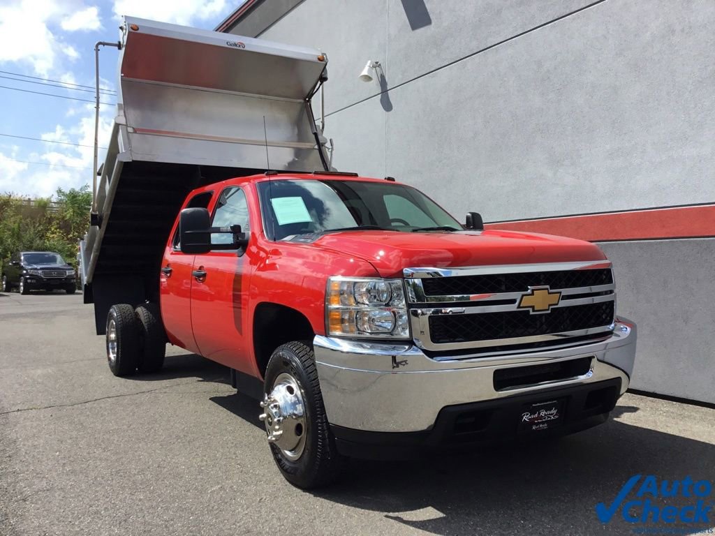Used 2013 Chevrolet Silverado 3500 W/T w/ Snow Plow Prep Package image 3