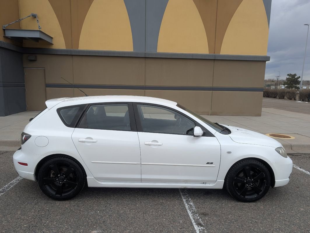 Used 2006 MAZDA MAZDA3 s image 10