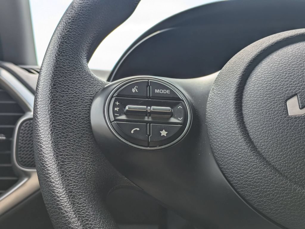Used 2024 Kia Soul LX w/ Option Group 015 FWD image 22
