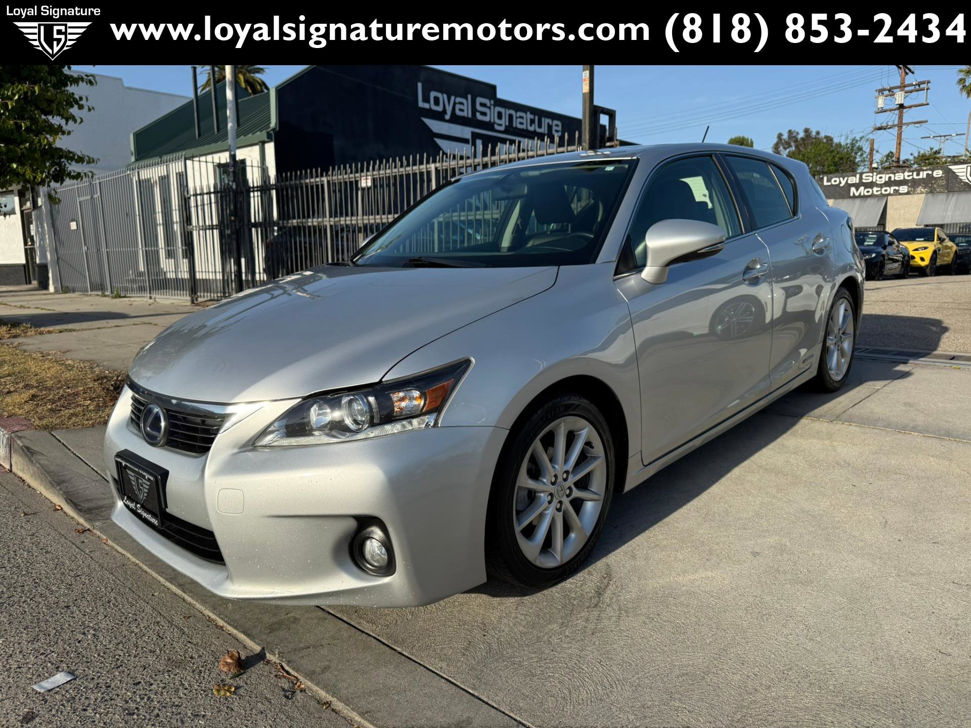 Used 2013 Lexus CT 200h FWD image 3