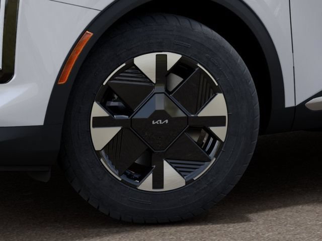 New 2026 Kia Sportage LX FWD image 9