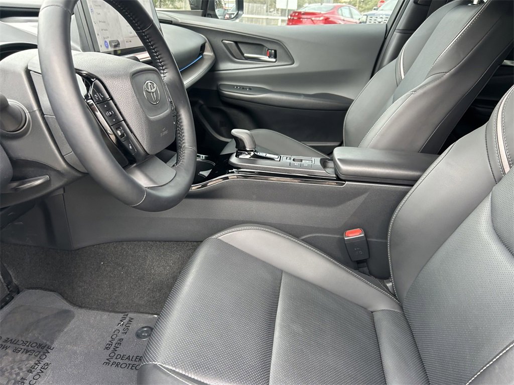 Used 2024 Toyota Prius Limited image 11