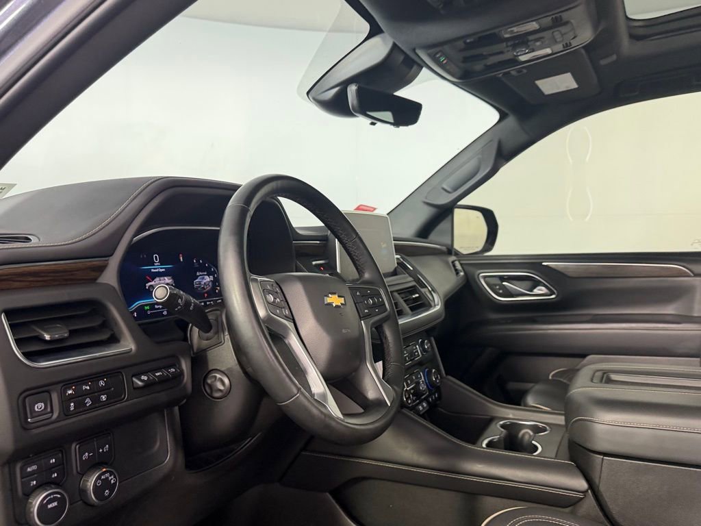 Used 2023 Chevrolet Tahoe Premier AWD/4WD image 22