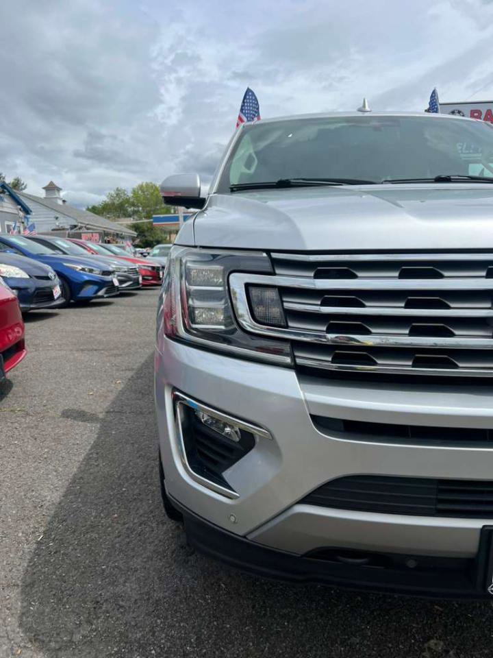 Used 2019 Ford Expedition Limited w/ Equipment Group 302A AWD/4WD image 2