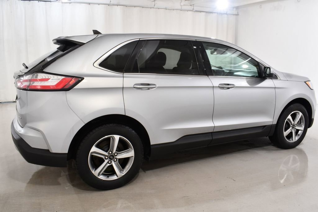 Used 2023 Ford Edge SEL w/ Convenience Package AWD/4WD image 11
