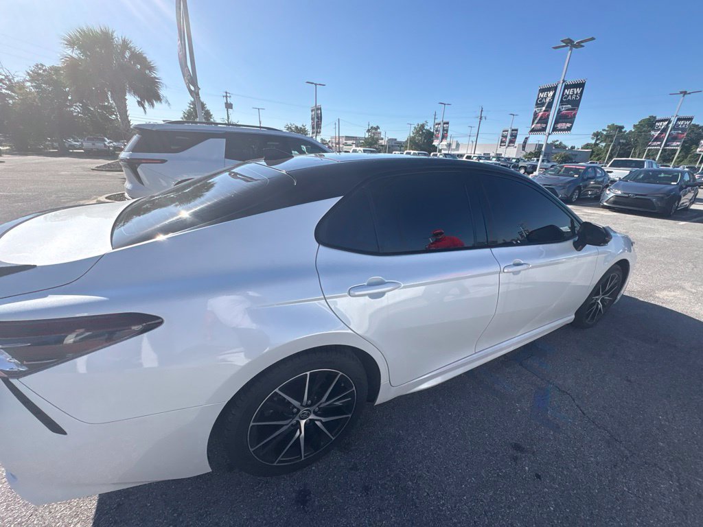 Used 2023 Toyota Camry XSE FWD image 14