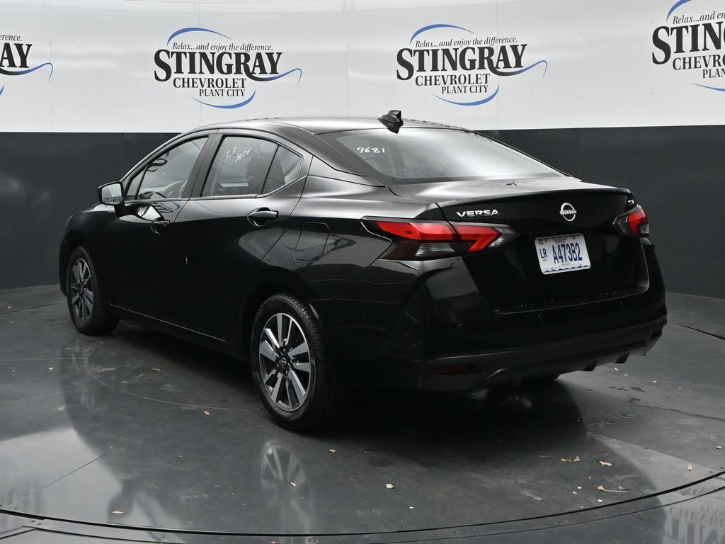 Used 2024 Nissan Versa SV FWD image 5