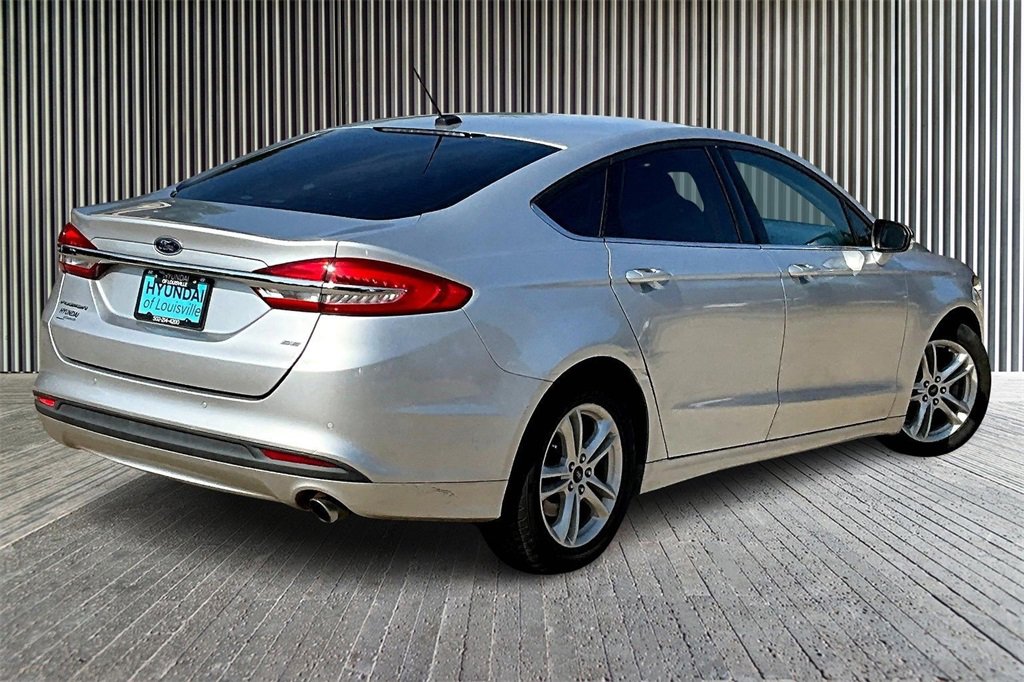 Used 2018 Ford Fusion SE image 13