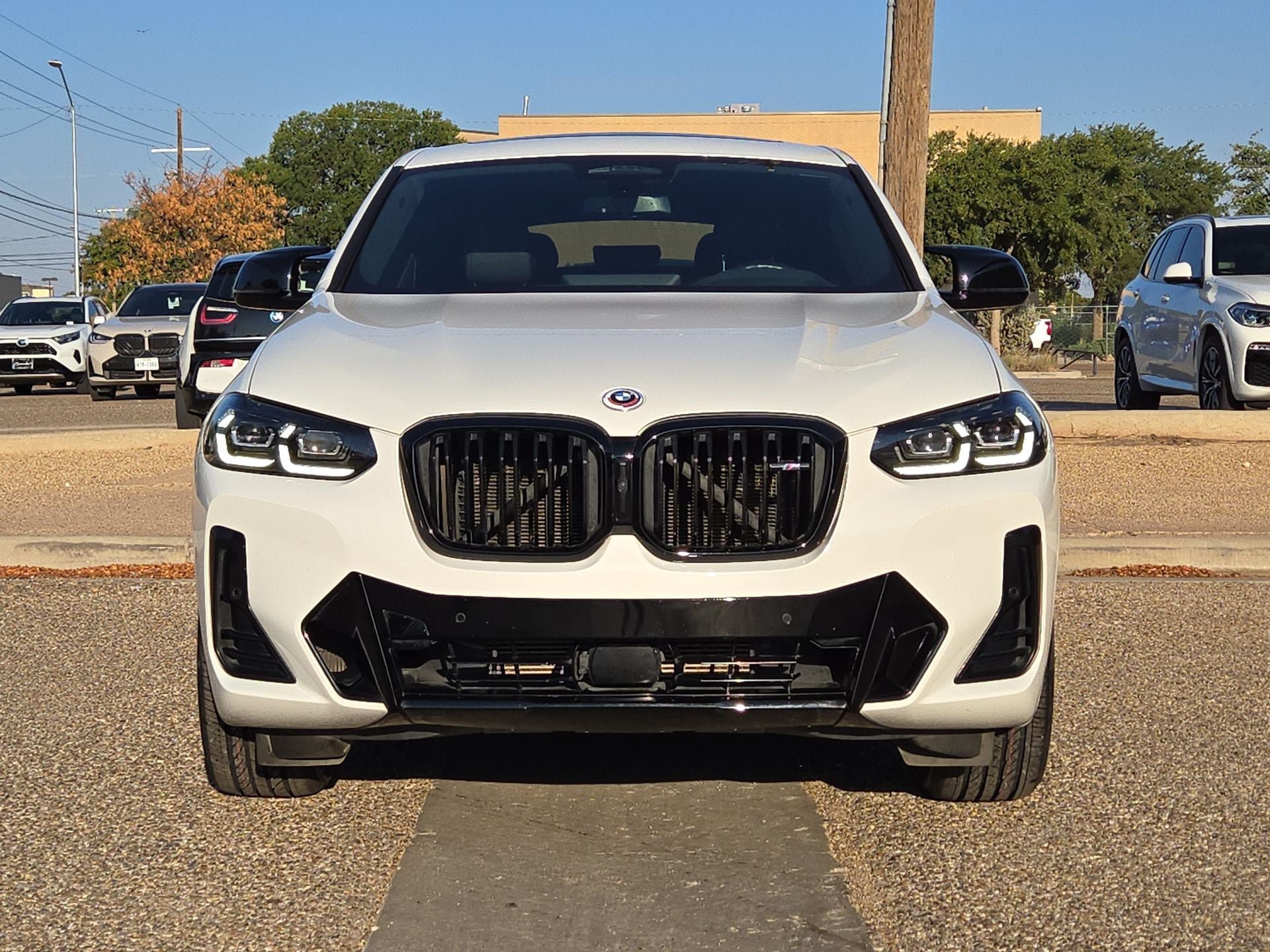 Used 2023 BMW X4 M40i AWD/4WD image 10