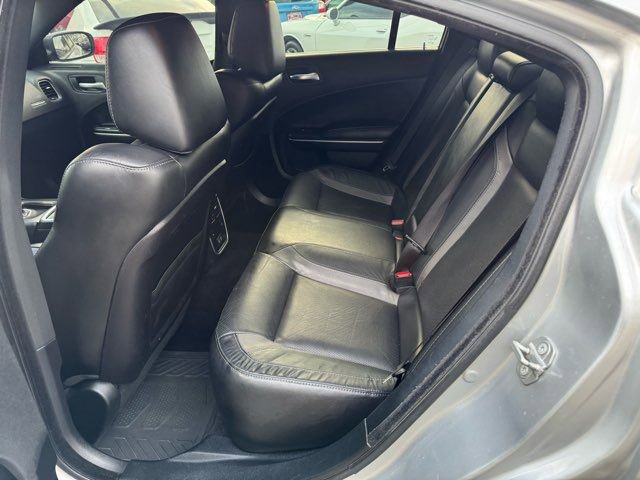 Used 2020 Dodge Charger SXT w/ Leather Interior Group RWD image 16