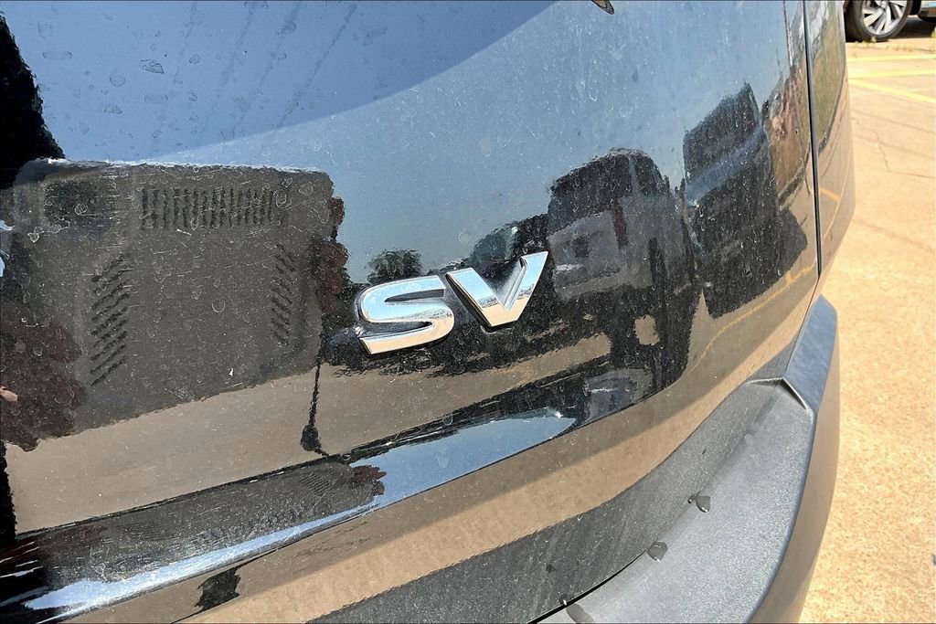 Used 2023 Nissan Rogue SV image 39