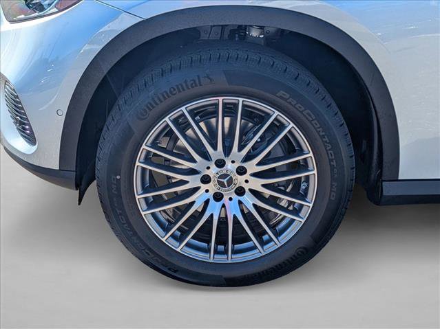 New 2026 Mercedes-Benz GLC 300 image 9