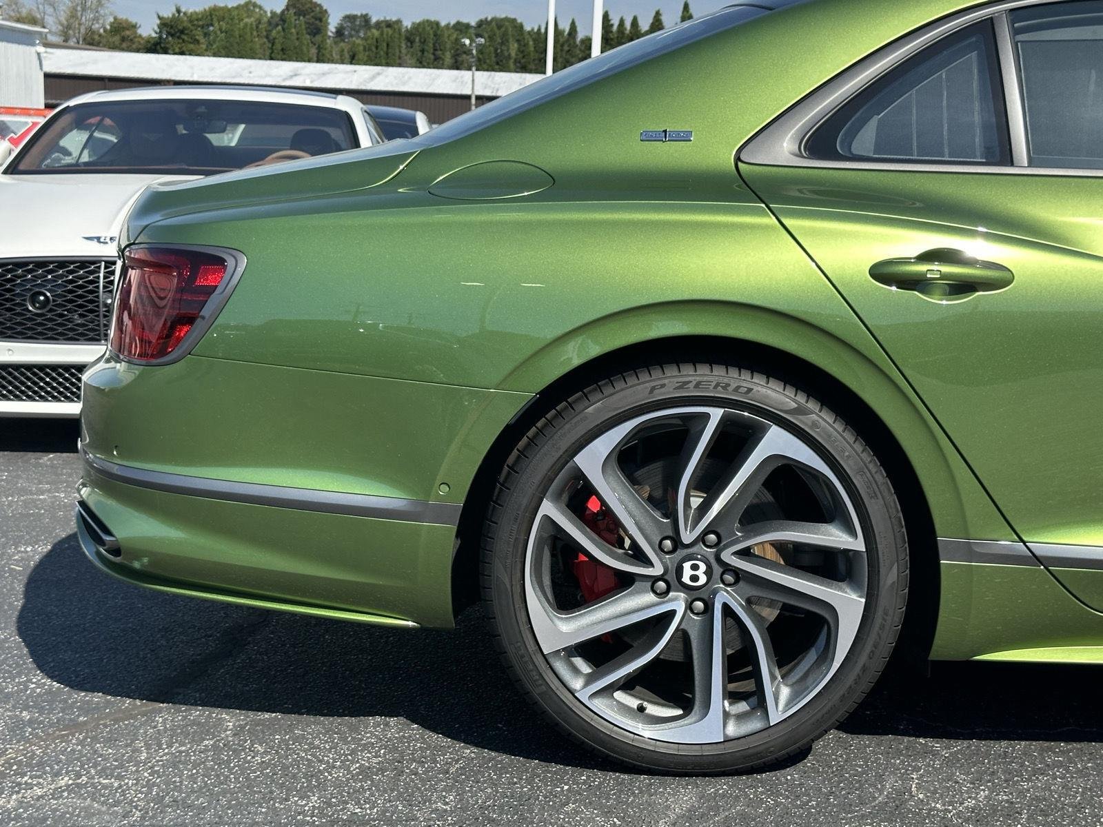 New 2025 Bentley Flying Spur Plug-In Hybrid AWD/4WD image 61