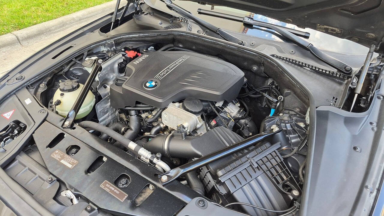 Used 2012 BMW 528i xDrive Sedan AWD/4WD image 69