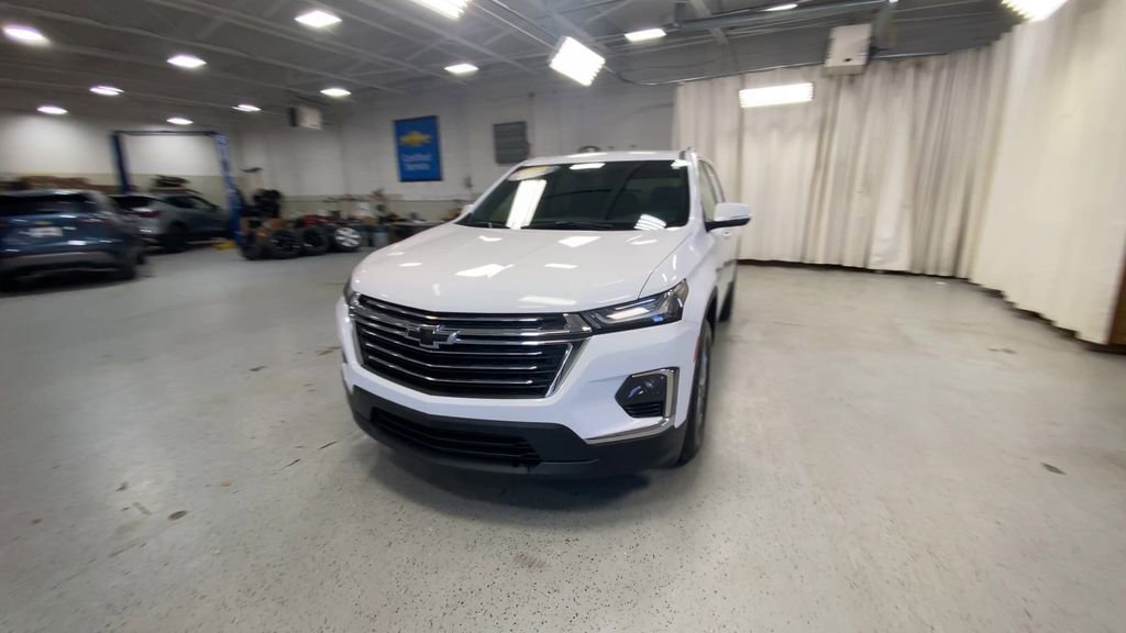 Certified 2023 Chevrolet Traverse LT FWD image 6