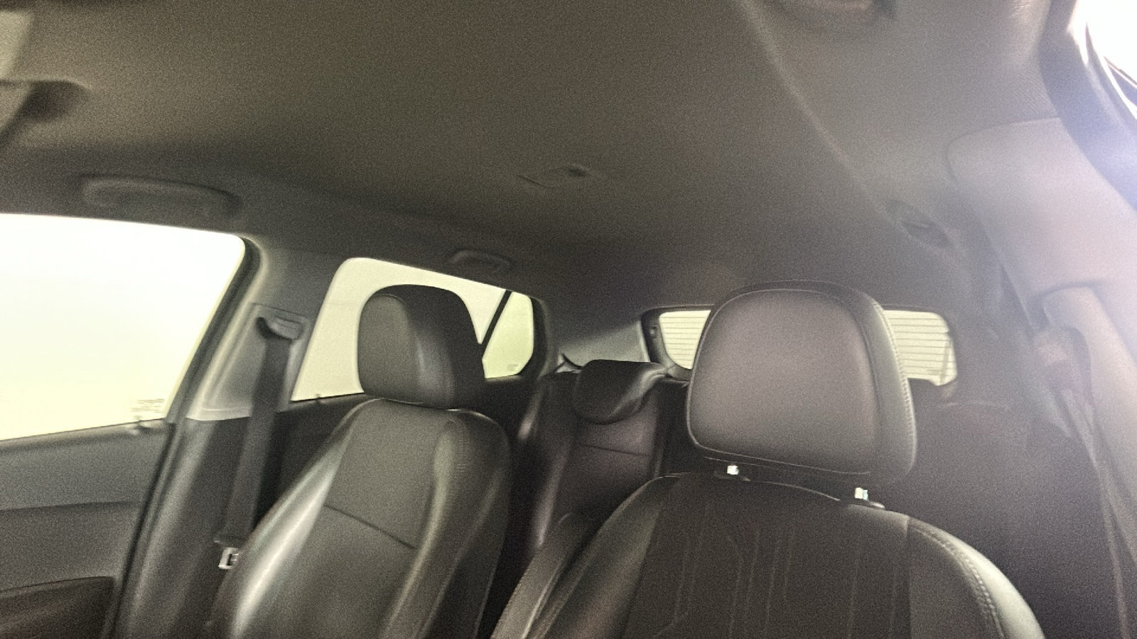 Used 2019 Chevrolet Trax LT w/ LT Convenience Package FWD image 16