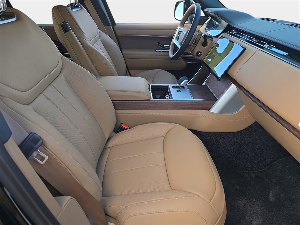 New 2026 Land Rover Range Rover SE image 10