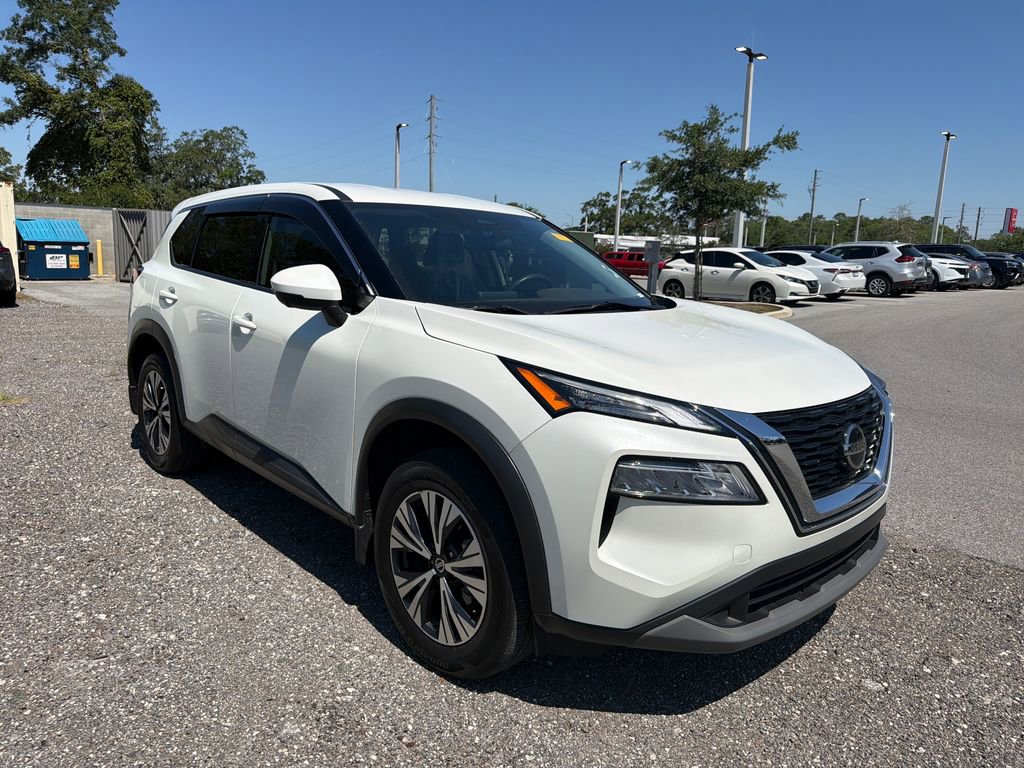 Used 2021 Nissan Rogue SV FWD image 3