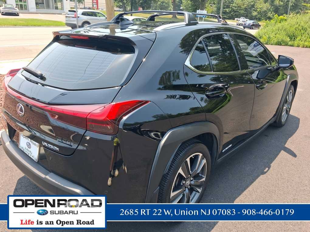 Used 2021 Lexus UX 250h w/ Premium Package AWD/4WD image 9