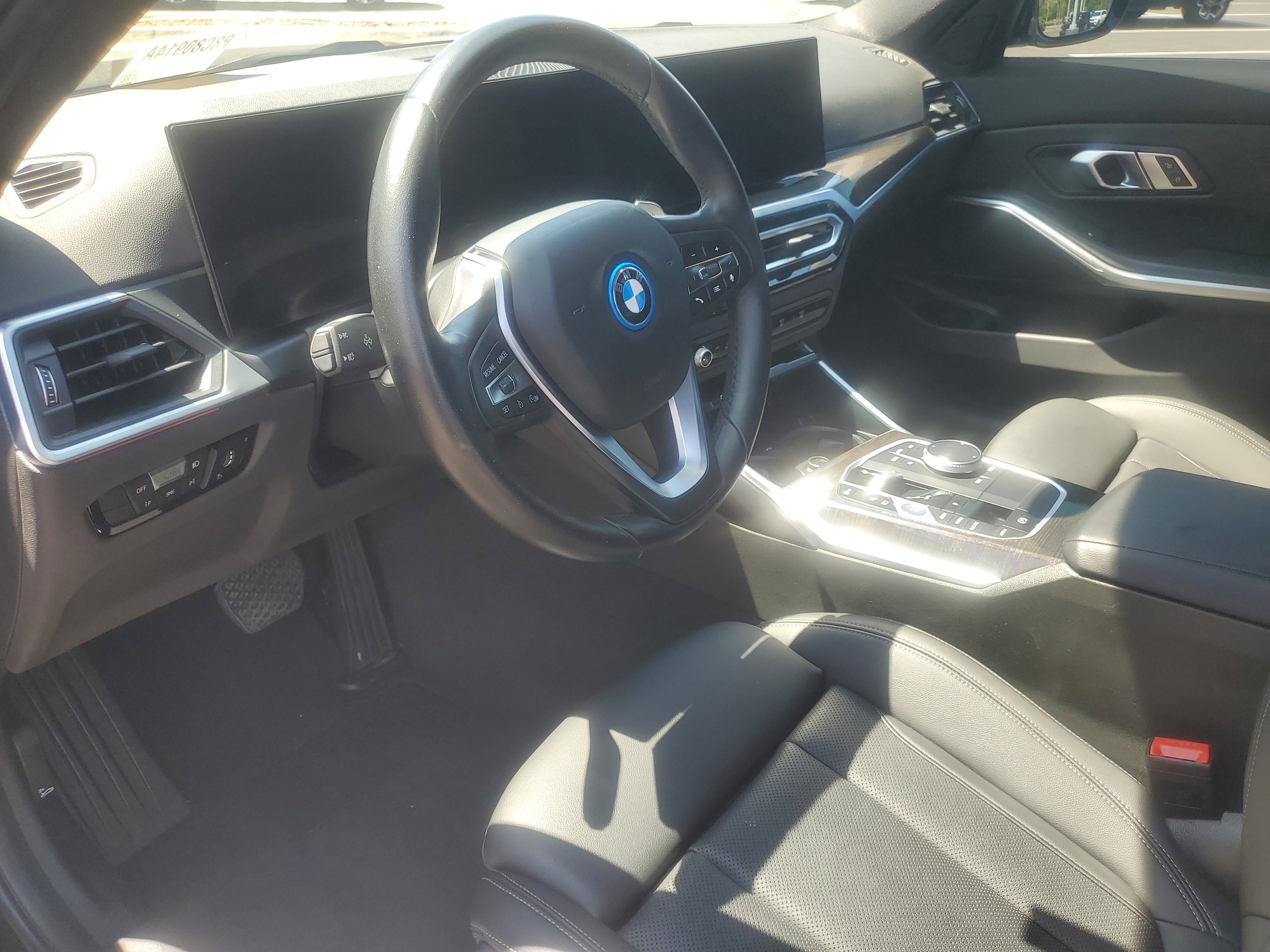 Used 2023 BMW 330e w/ Driving Assistance Package RWD image 12