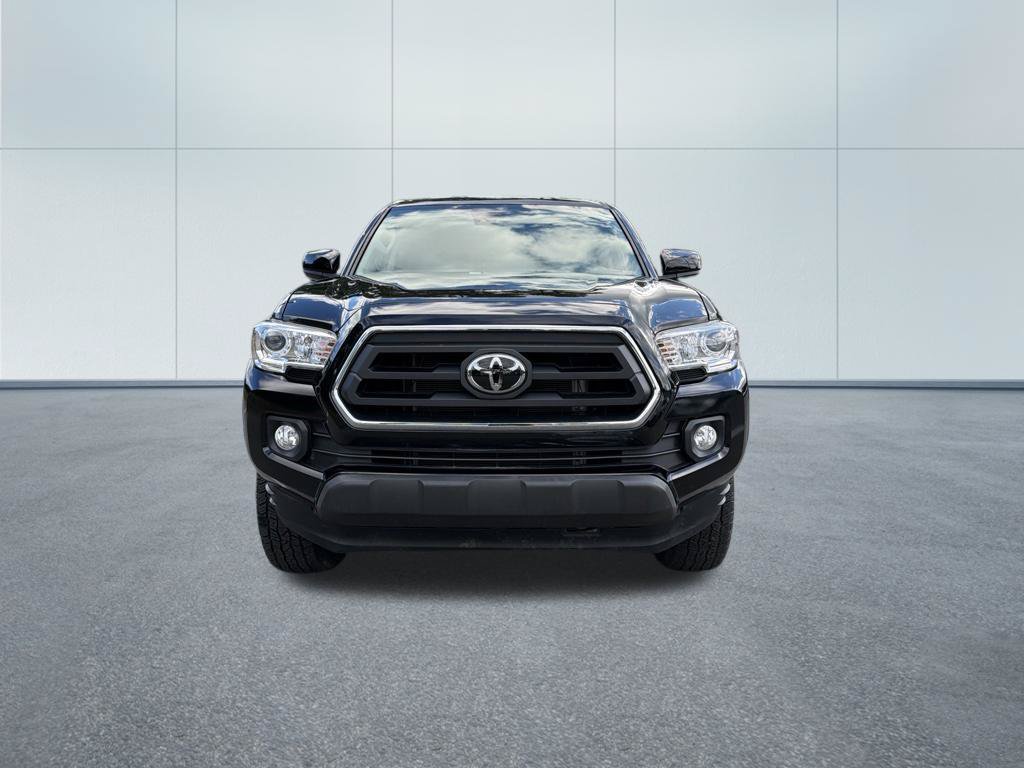 Used 2021 Toyota Tacoma SR5 AWD/4WD image 3