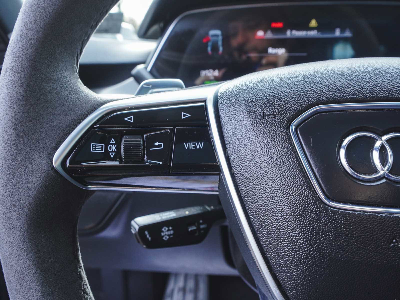 Used 2022 Audi e-tron GT Premium Plus w/ Performance Package image 22