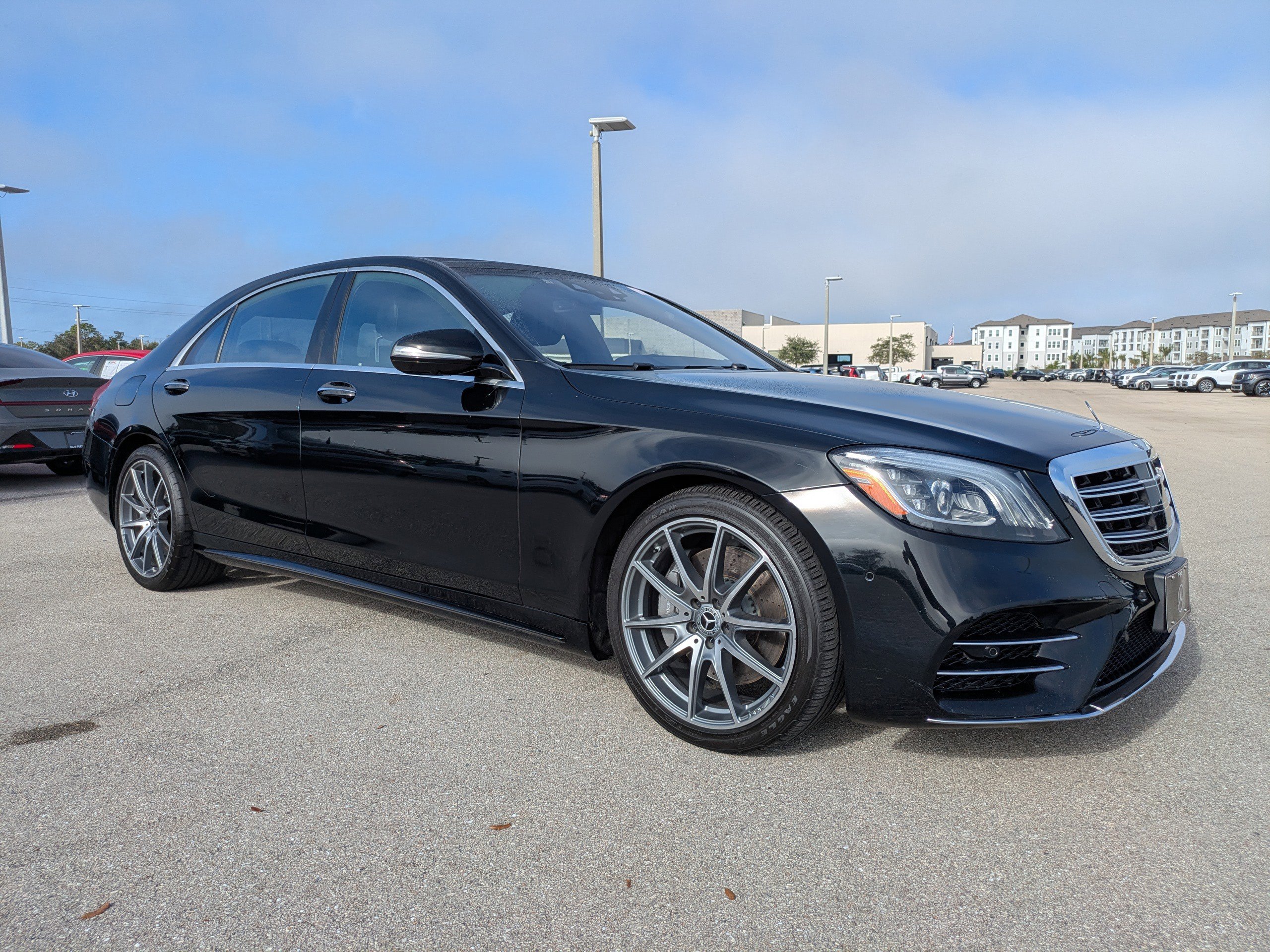 Used 2018 Mercedes-Benz S 450 Sedan image 2