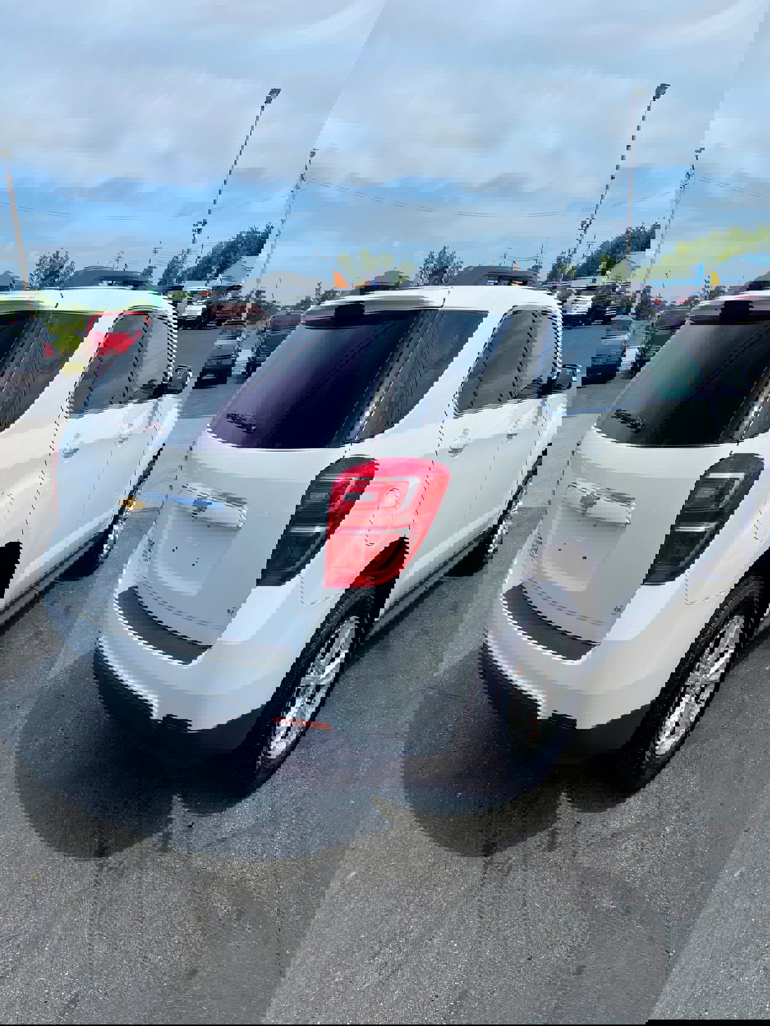 Used 2017 Chevrolet Equinox LT image 5