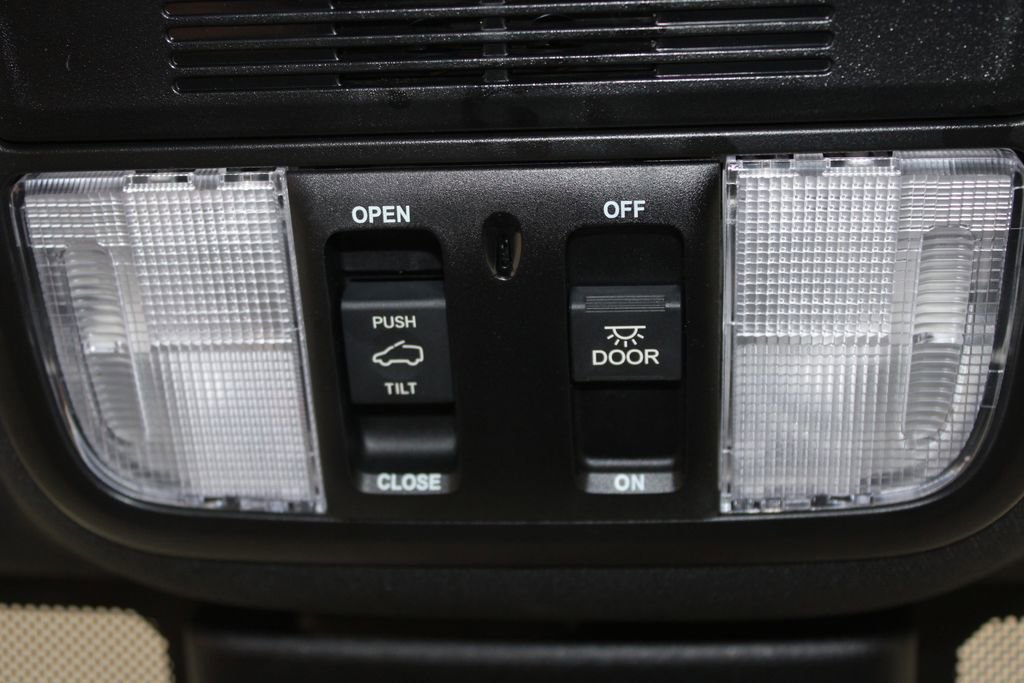 Used 2024 Honda Odyssey Sport image 53