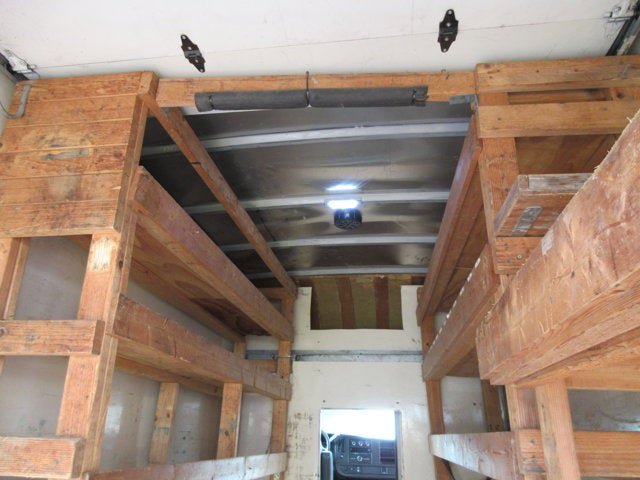 Used 2015 Chevrolet Express 3500 RWD image 32