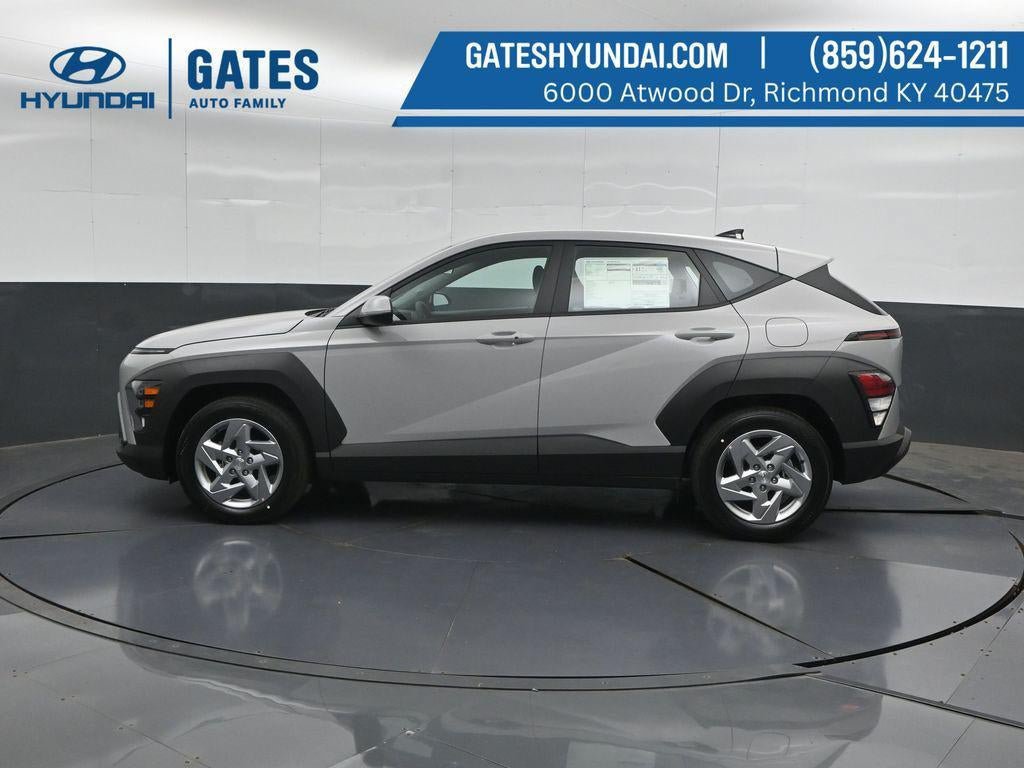 New 2027 Hyundai Kona SE FWD image 7
