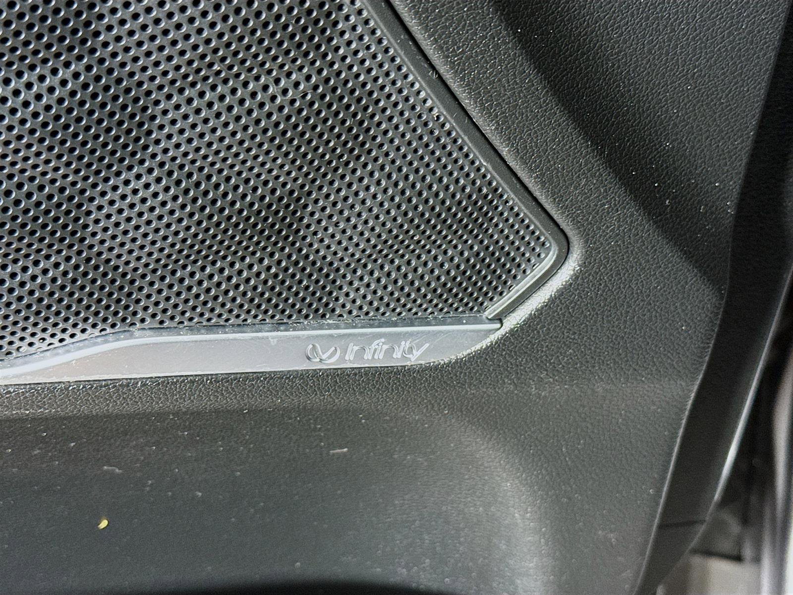 Used 2019 Hyundai Santa Fe Limited image 19