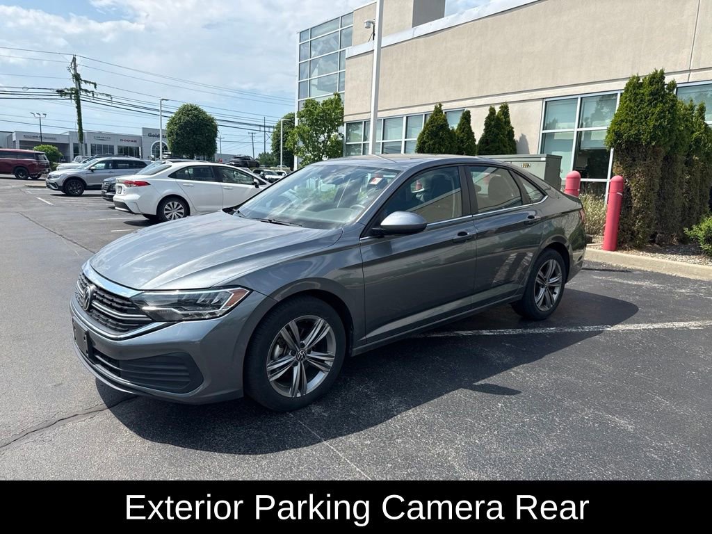 Used 2024 Volkswagen Jetta SE FWD image 11